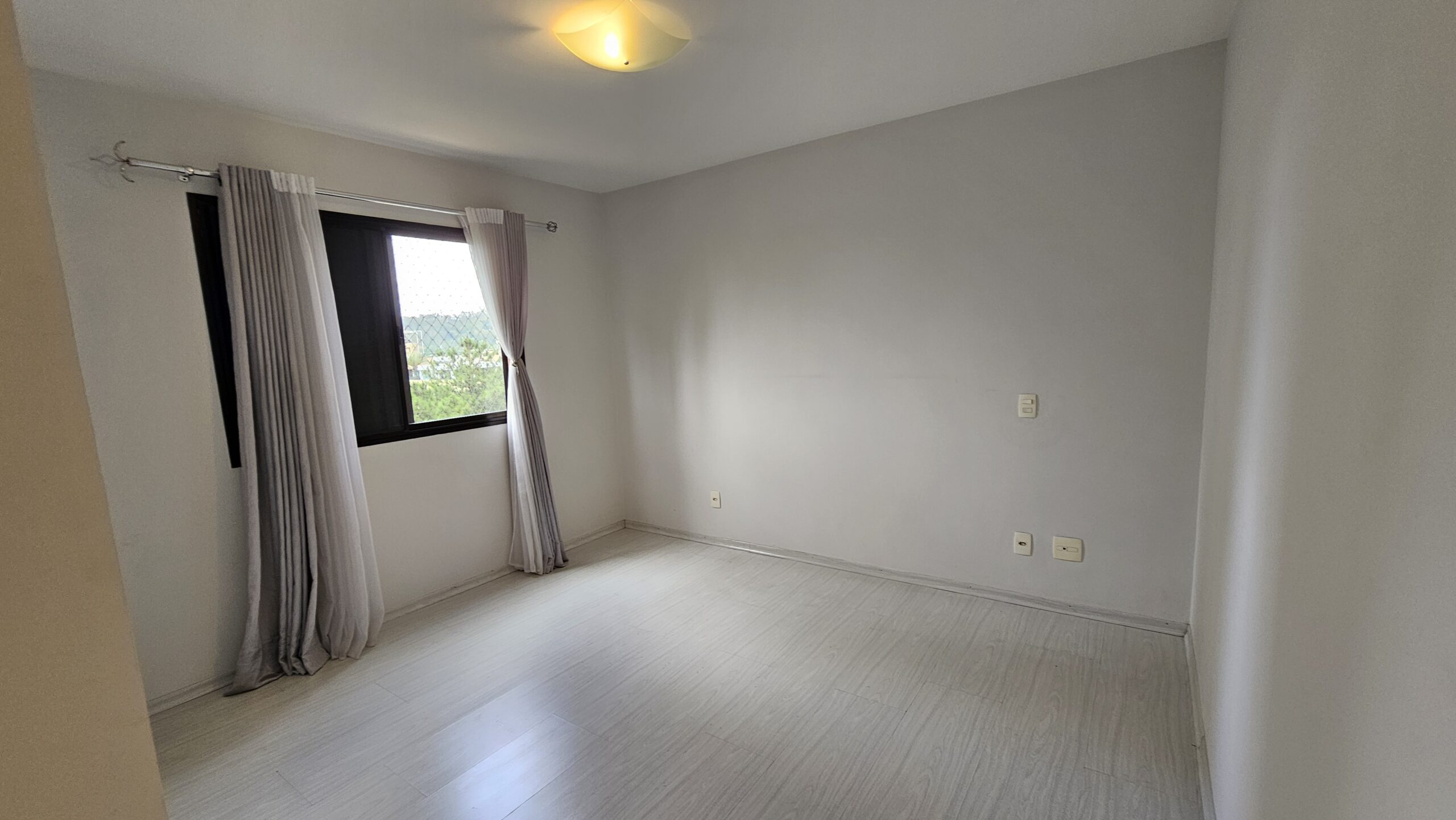 apartamento-alto-padrao-210m²-3-suites-condominio-the-gift-zona-sul (46)