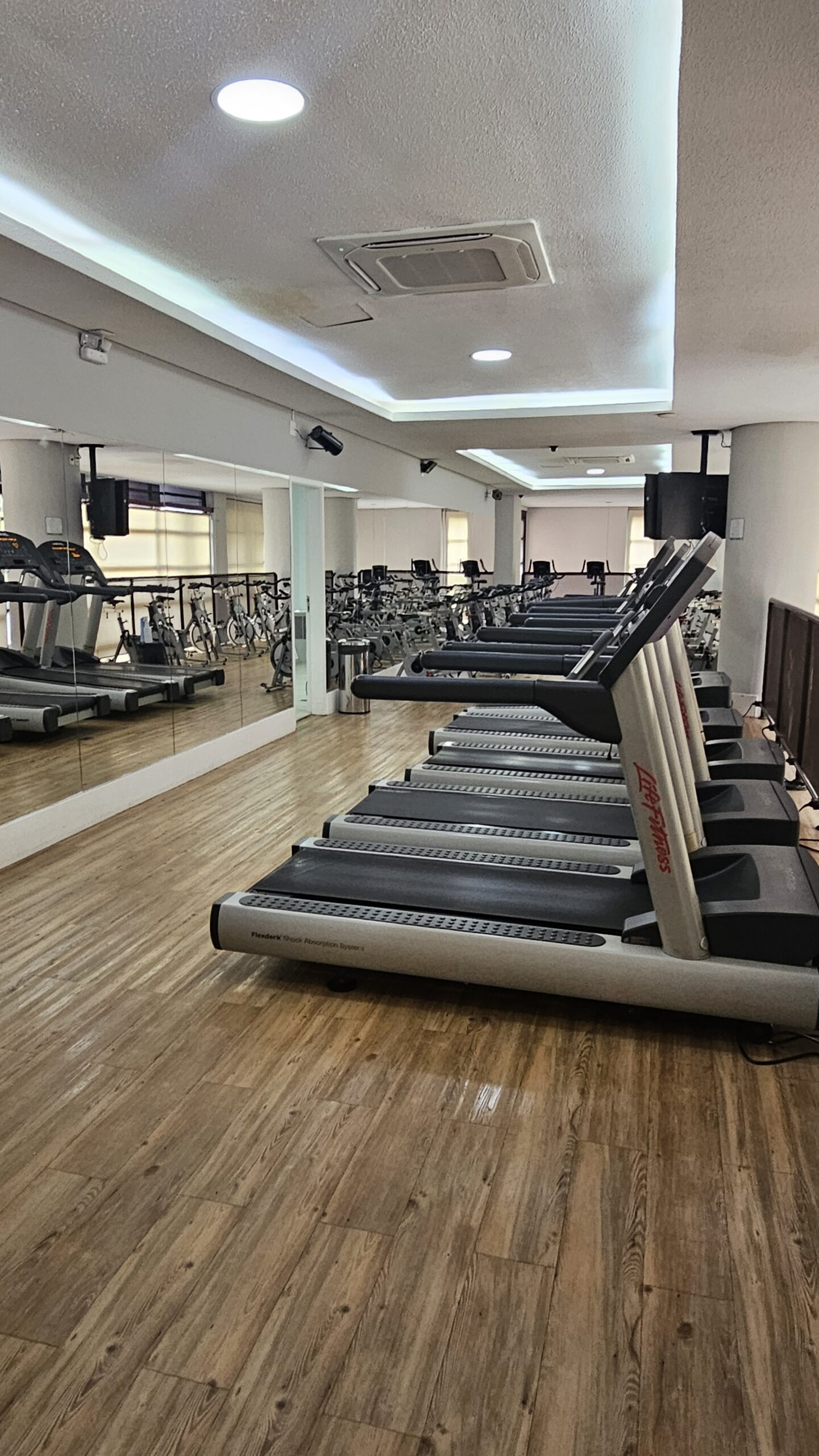 apartamento-alto-padrao-210m²-3-suites-condominio-the-gift-zona-sul (67)